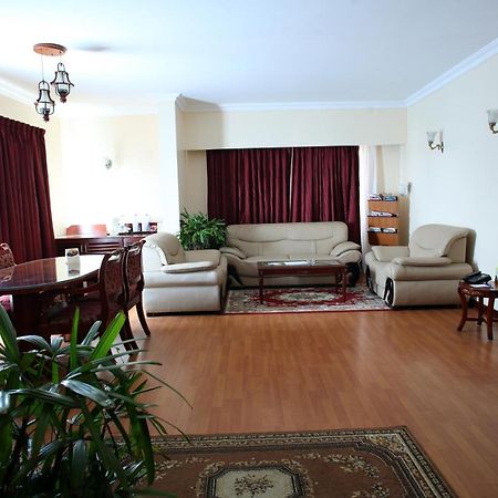 Thrissur Joys Palace Hotel מראה חיצוני תמונה