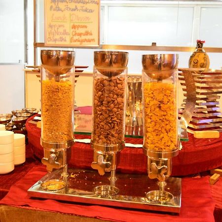 Thrissur Joys Palace Hotel מראה חיצוני תמונה